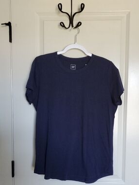 GAP Vintage Wash T-Shirt - Navy -NWT